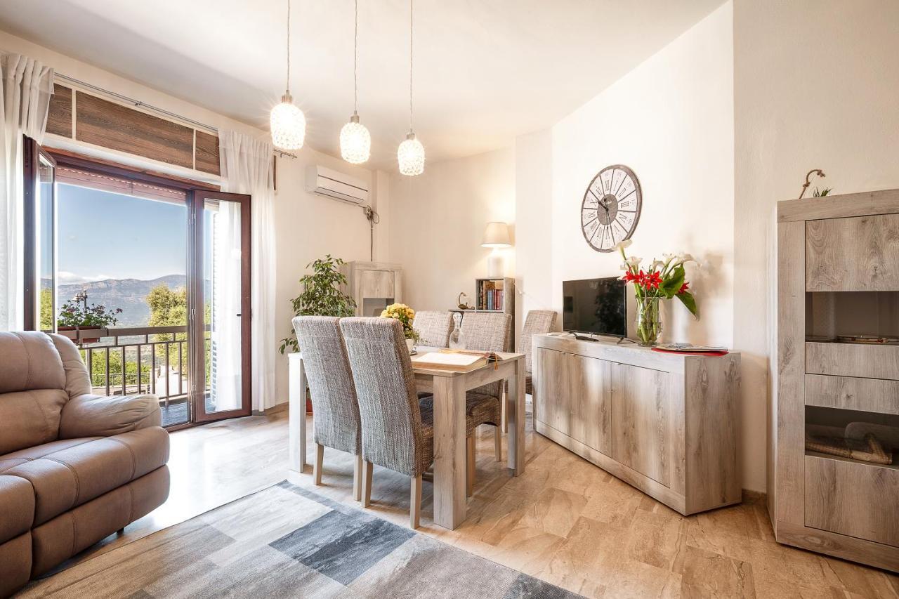 Apartamento A Su Santu Nigola Baunei Exterior foto